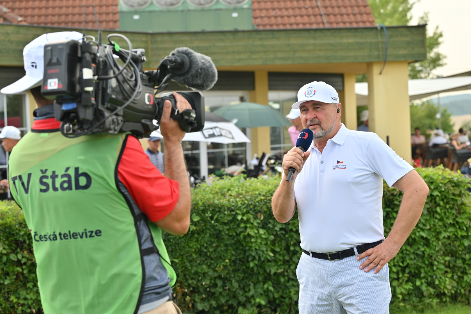 Český golf oslavil svůj svátek na Karlštejně: Nabídl exhibici hvězd, nové šampiony i oslavu mládeže